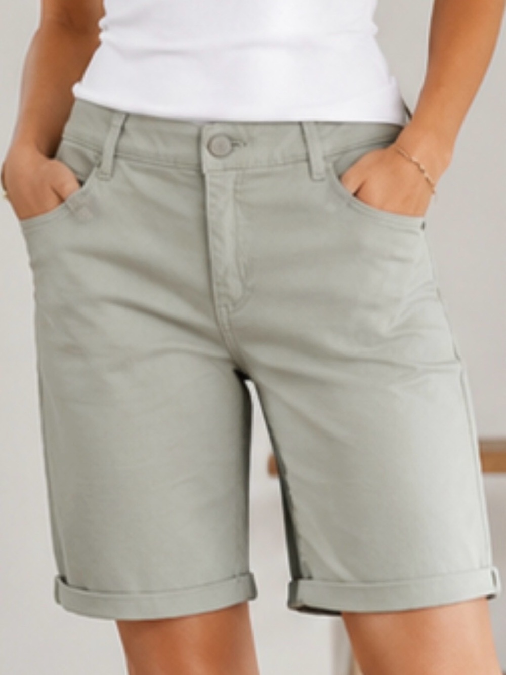 Off-White Denim knee length shorts